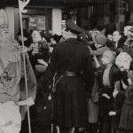 Fieterknuten en stropoppen: De viering van Sinterklaas in Groningen